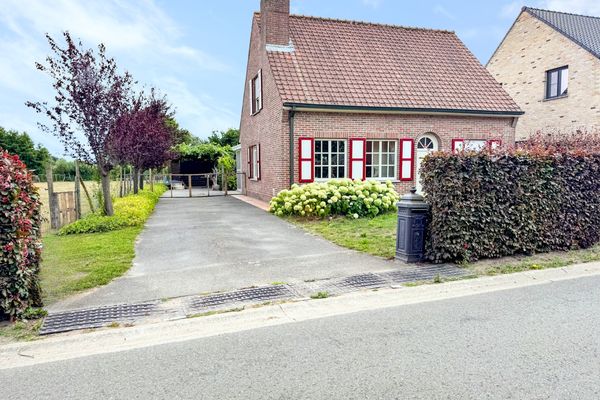 Huis
                            te huur in Oosteeklo