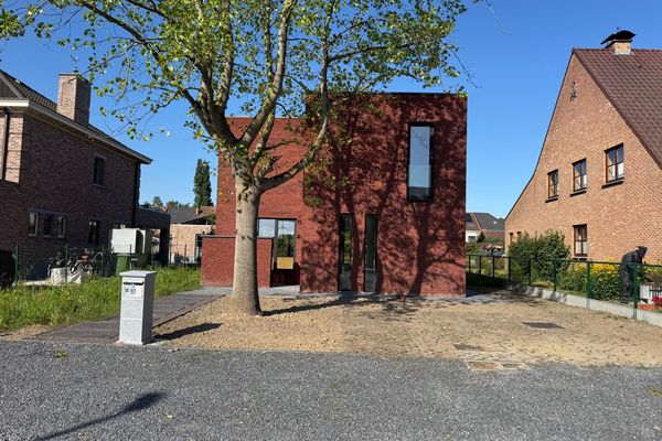 Huis
                                verhuurd
                                in Dendermonde