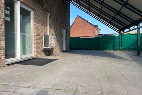 Commercieel te huur / Kuringen