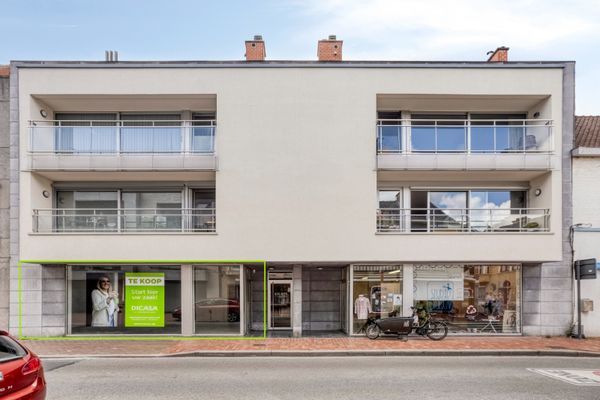 Commercieel
                                te koop
                                in Roeselare