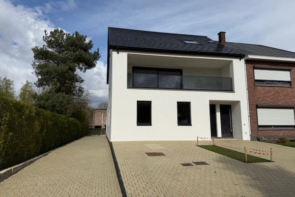 Appartement
                                te koop in Kuringen