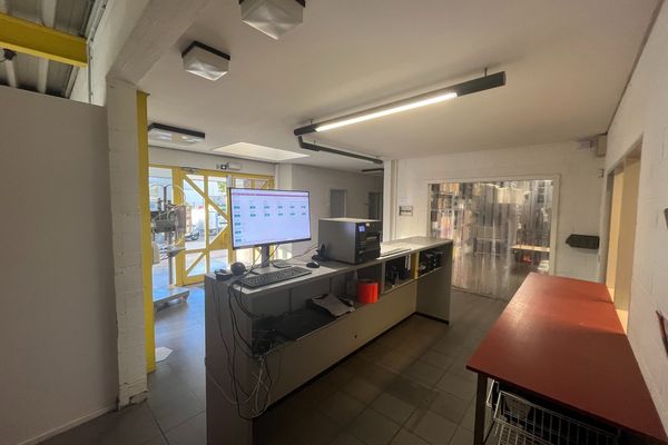 Industrieel te koop / Hasselt