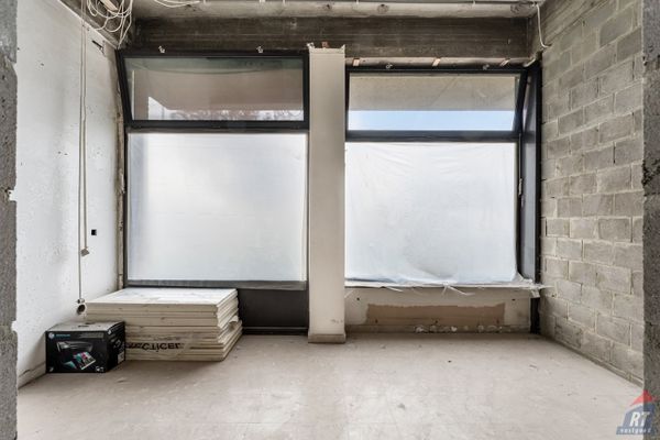 Commercieel te koop / Wellen