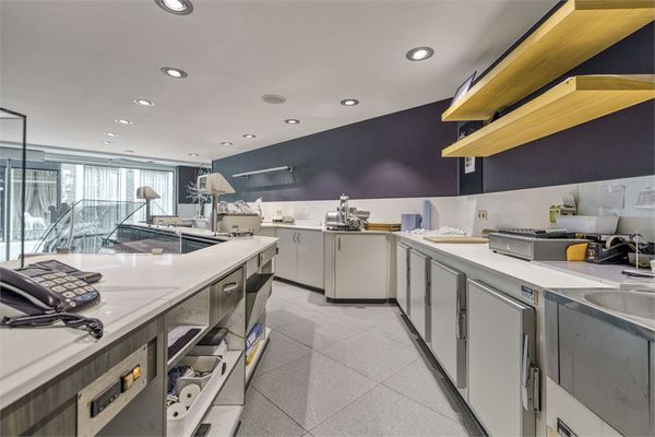 Commercial a vendre / Tongres
