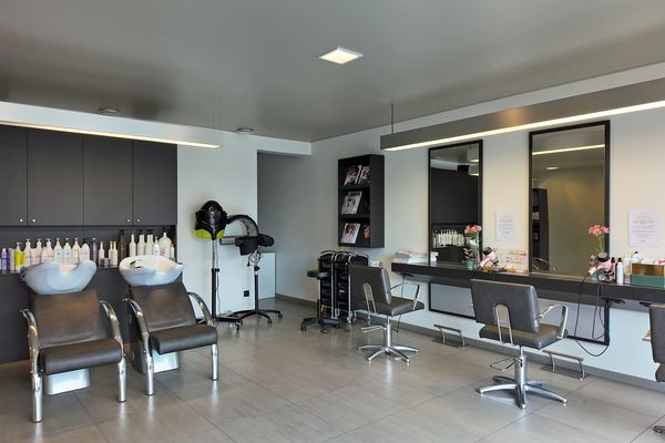 Commercieel te huur in Sint-Laureins