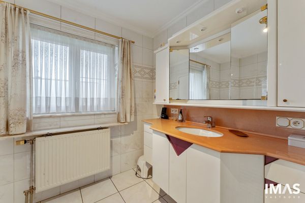 Huis te koop / Kermt