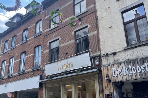 Handelspand met woonst
                            te koop in Aarschot