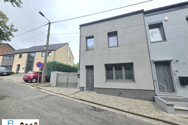 Maison
                            a vendre in Gilly