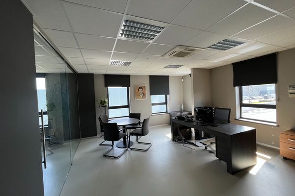 Industrieel te koop / Genk