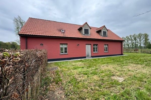 Huis
                                verhuurd
                                in Oostkamp