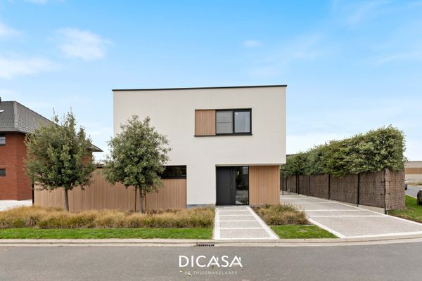 estate img