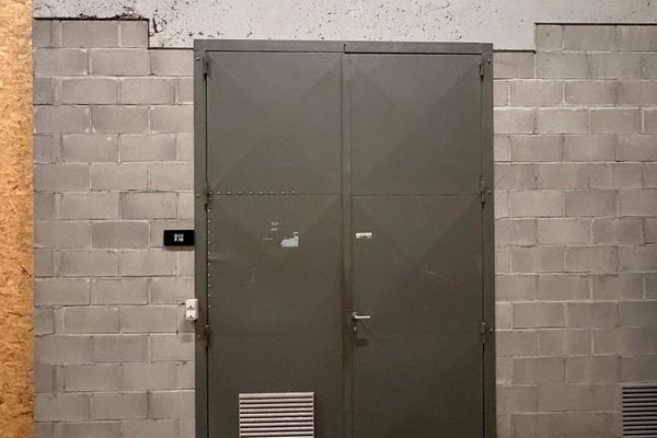 Bedrijfsvastgoed
                            te huur in Otegem