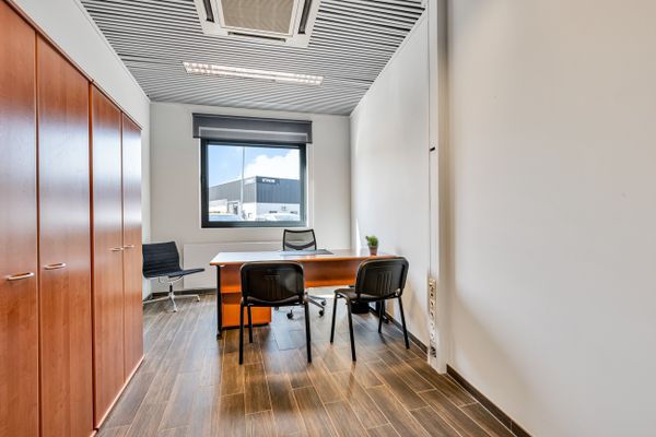 Kantoor te koop / Zwijnaarde