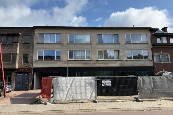 Opbrengsteigendom
                            te koop in Merksem
