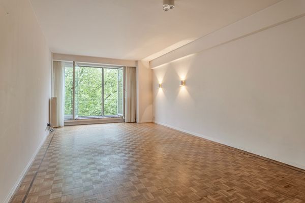 Estate main image