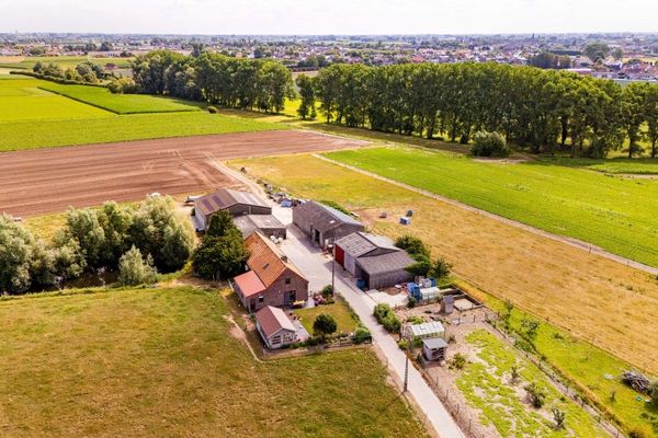 Hoeve
                            te koop in Kortemark