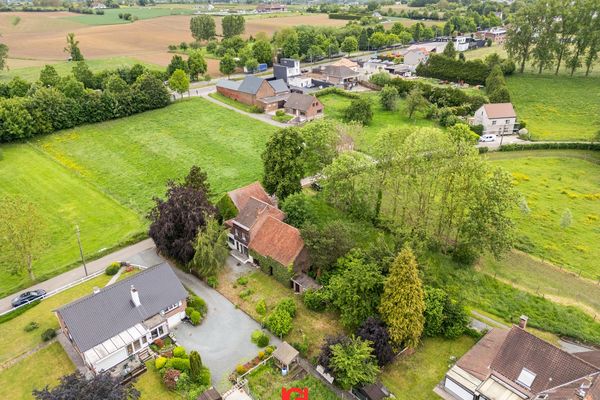 Estate main image