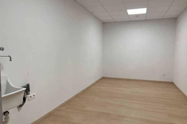Commercieel te huur / Mol