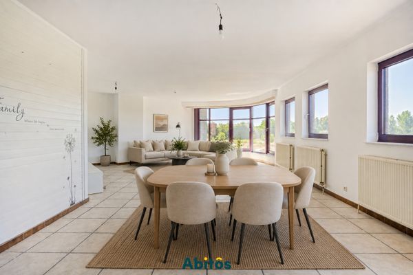 Appartement
                                a vendre
                                in Moerbeke-Waas