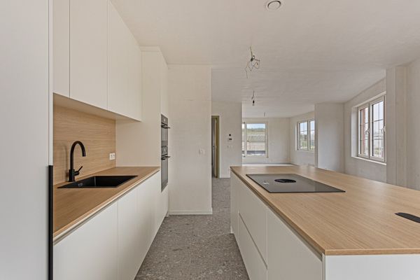 Estate main image
