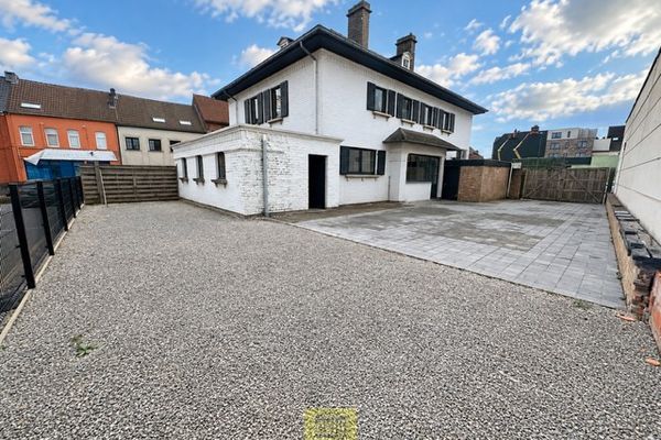 Estate main image