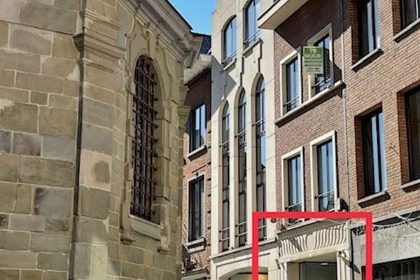 Commercieel te huur / Halle