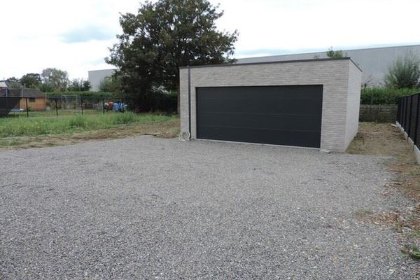 Huis verhuurd / Paal