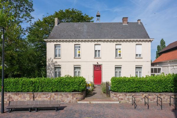 Estate main image