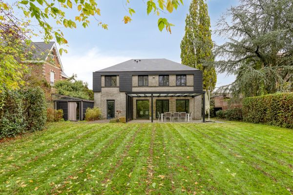 Buitengewoon huis
                            te koop in Kortenberg