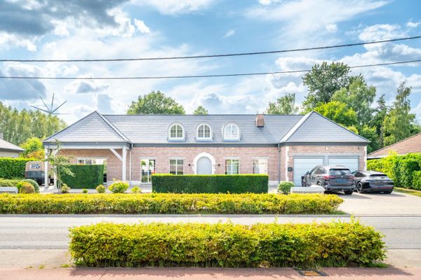 Villa
                            te koop in Ruisbroek