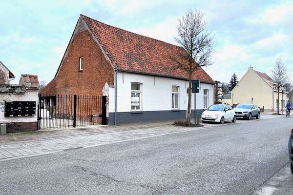Huis
                                te huur
                                in Beervelde