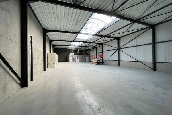 Commercieel verhuurd / Paal