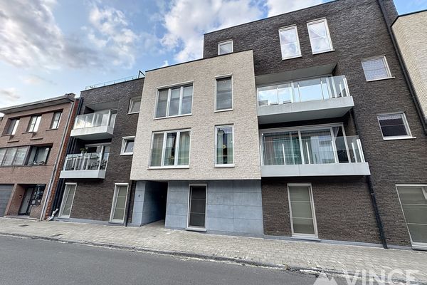 Estate main image