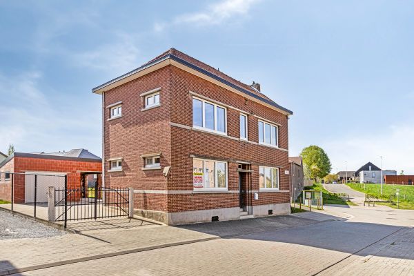 Huis
                                te koop
                                in Vlijtingen