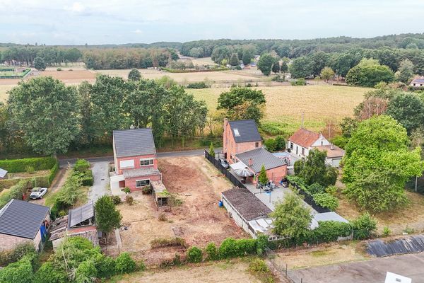 Grond te koop / Paal