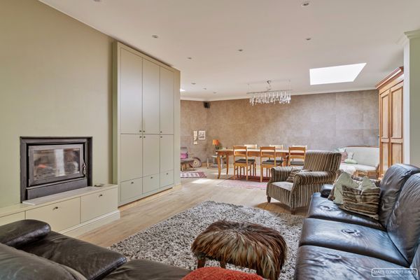 Huis
                            te koop in Beveren-Leie