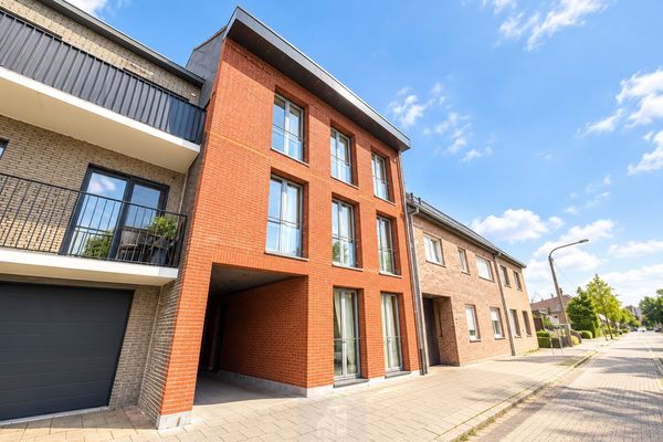 Appartement
                                verhuurd
                                in Waregem