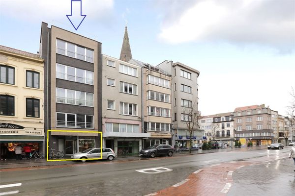 Rez-de-chaussée commercial
                            loué in Ostende