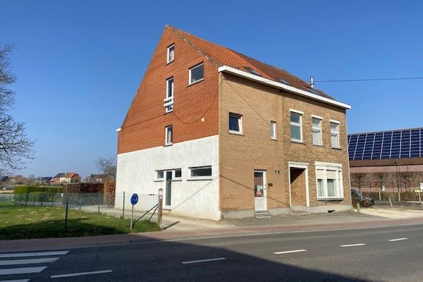 Estate main image