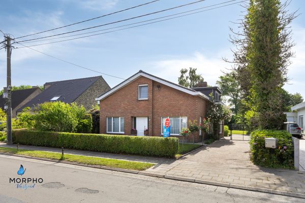 Huis
                                te koop
                                in Zedelgem