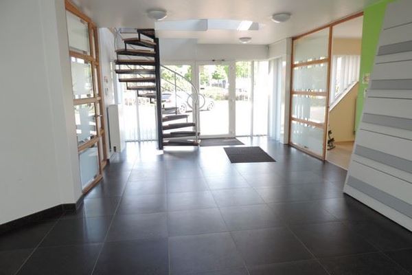 Commercieel verhuurd / Paal