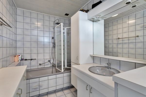 Huis verkocht / Brecht