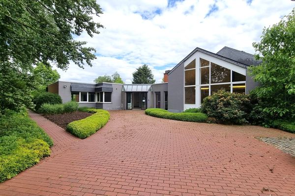 Estate main image