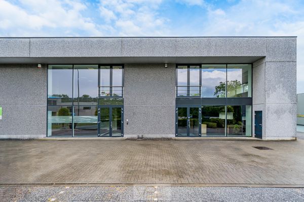 Estate main image