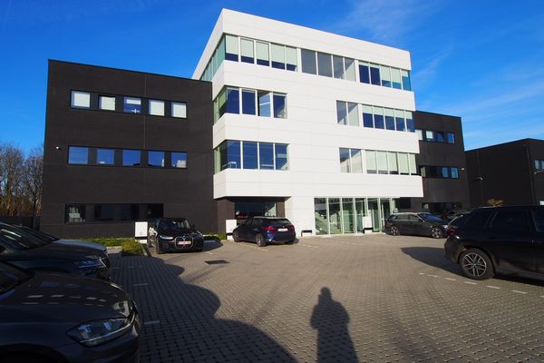 Estate main image