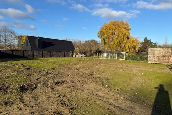 Bouwgrond
                            te koop in Ooigem
