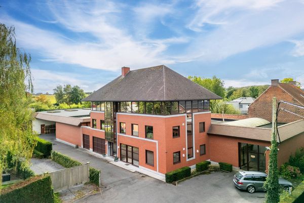 Bedrijfsvastgoed
                            te koop in Anzegem
