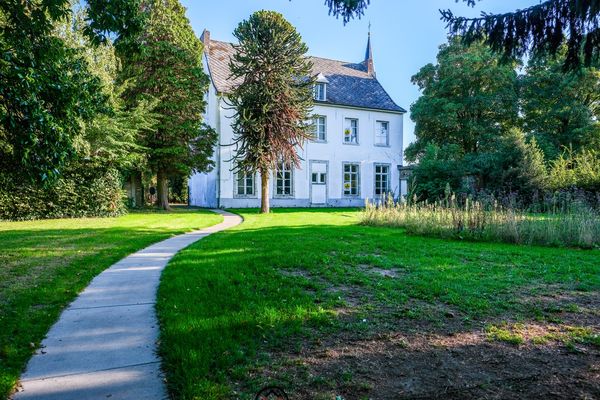 Estate main image