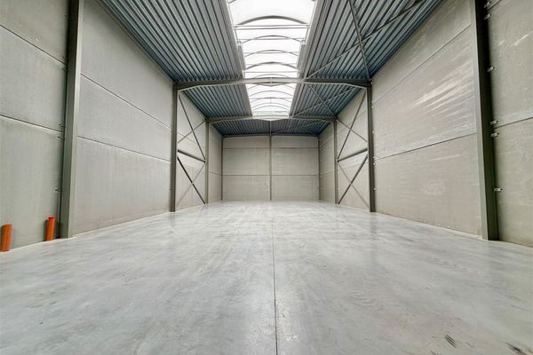 Commercieel te koop / Eeklo