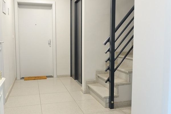 Appartement te huur / Halle